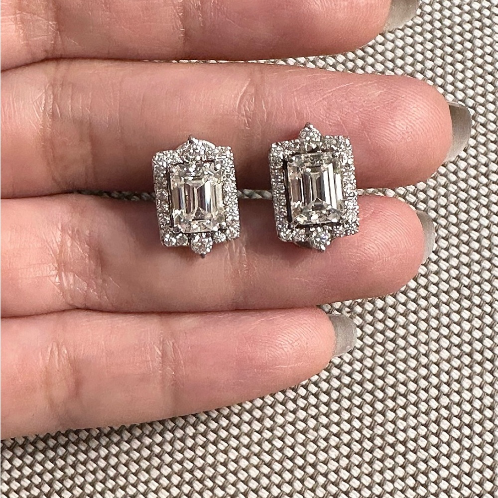 SOLD SOLD SOLD

2 carat each solo emerald cut moissanite.